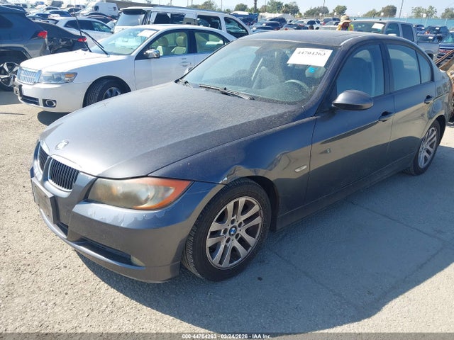Продажа на аукционе авто 2006 Bmw 325i, vin: WBAVB13586K001596, номер лота: 44704263