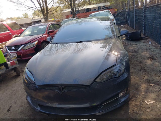 Продаж на аукціоні авто 2015 Tesla Model S 85d/p85d, vin: 5YJSA1E40FF116638, номер лоту: 44704268