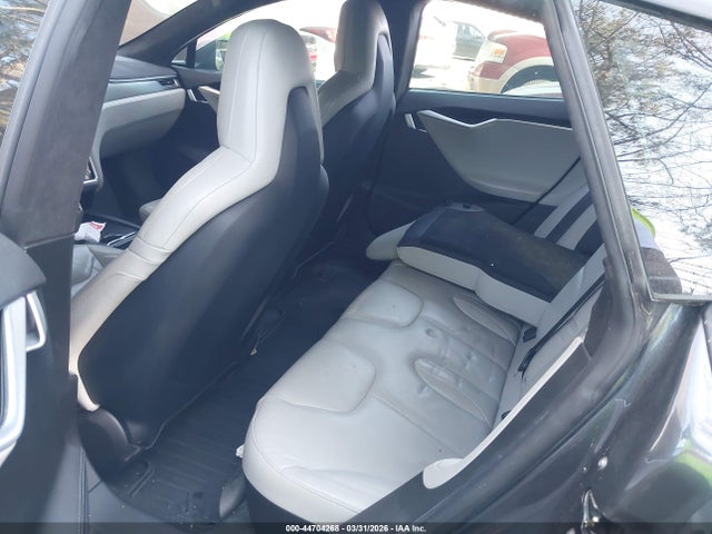 Продаж на аукціоні авто 2015 Tesla Model S 85d/p85d, vin: 5YJSA1E40FF116638, номер лоту: 44704268
