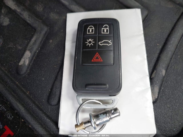 YV440MDK1F2761618 Volvo Xc60 T5/premier