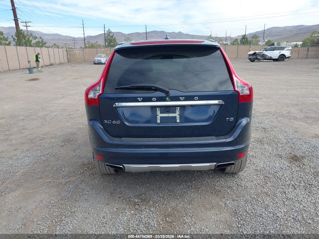 YV440MDK1F2761618 Volvo Xc60 T5/premier