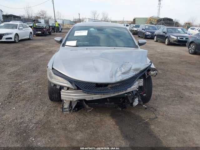 Продаж на аукціоні авто 2015 Chrysler 200 S, vin: 1C3CCCBB7FN638363, номер лоту: 44704271