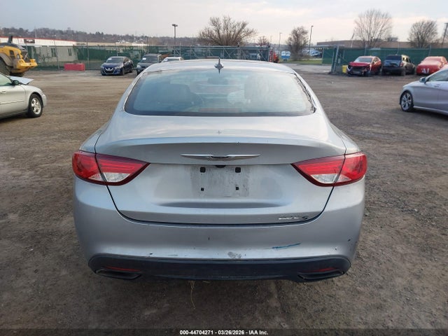Продаж на аукціоні авто 2015 Chrysler 200 S, vin: 1C3CCCBB7FN638363, номер лоту: 44704271