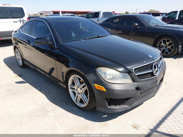 2015 MERCEDES-BENZ C 250 WDDGJ4HB9FG438174