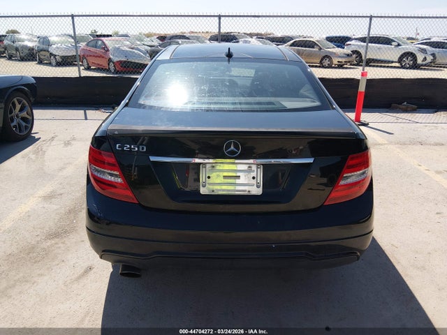 Продаж на аукціоні авто 2015 Mercedes-benz C 250, vin: WDDGJ4HB9FG438174, номер лоту: 44704272
