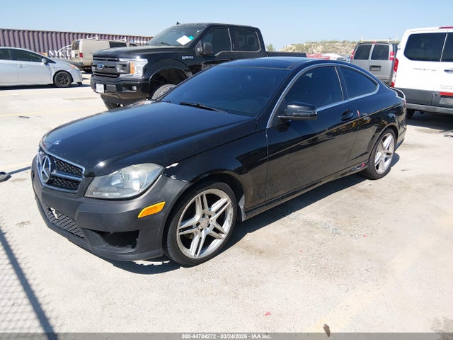 2015 MERCEDES-BENZ C 250 WDDGJ4HB9FG438174 Photo 1