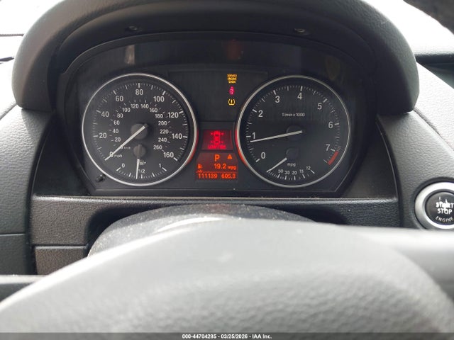 2013 Bmw X1 Sdrive28i მანქანა იყიდება აუქციონზე, vin: WBAVM1C52DVW43348, აუქციონის ნომერი: 44704285