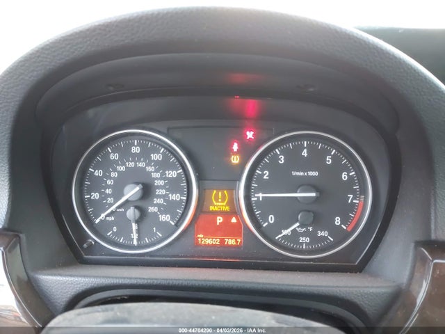 Продажа на аукционе авто 2011 Bmw 328i, vin: WBADW7C52BE542817, номер лота: 44704290