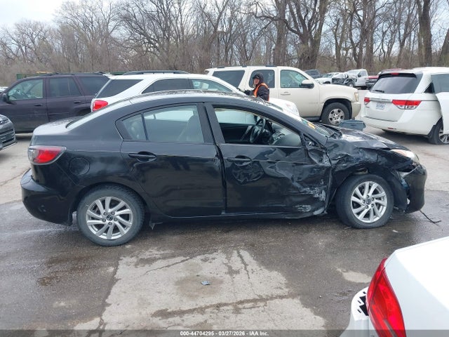 44704295 :رقم المزاد ، JM1BL1W73D1756724 vin ، 2013 Mazda Mazda3 I Grand Touring مزاد بيع