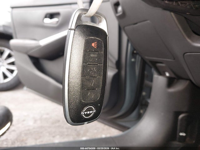 Продажа на аукционе авто 2024 Nissan Sentra Sr Xtronic Cvt, vin: 3N1AB8DV0RY360314, номер лота: 44704309