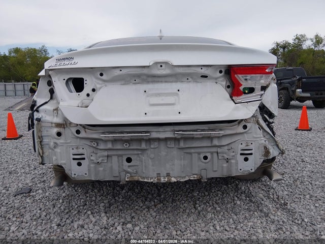 44704323 :رقم المزاد ، 1HGCV1F51NA055955 vin ، 2022 Honda Accord Ex-l مزاد بيع
