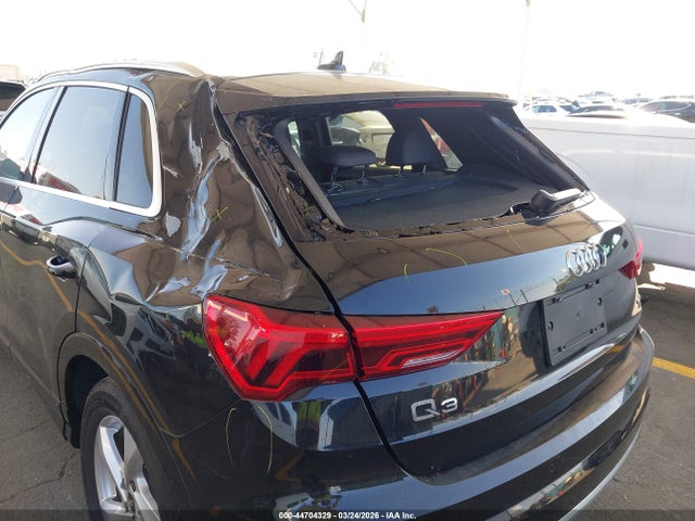 WA1BUCF37M1117228 Audi Q3 Premium Plus 40 Tfsi Quattro Tiptronic