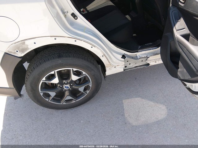 Продажа на аукционе авто 2018 Subaru Crosstrek 2.0i, vin: JF2GTAAC7JH333031, номер лота: 44704330