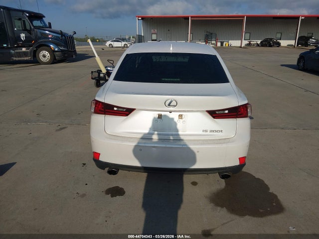 Продаж на аукціоні авто 2016 Lexus Is 200t, vin: JTHBA1D27G5025643, номер лоту: 44704343