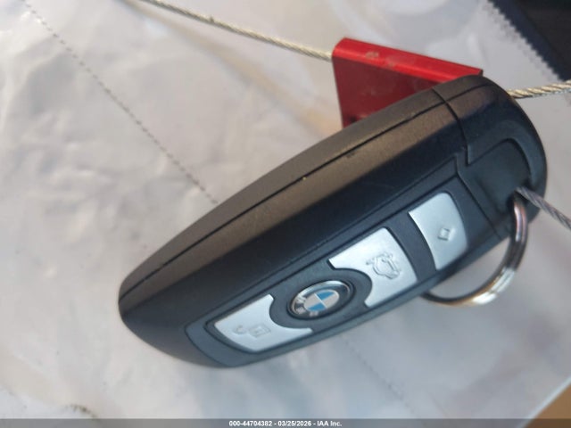 44704382 :رقم المزاد ، WBAFR1C56BC740583 vin ، 2011 Bmw 528i مزاد بيع