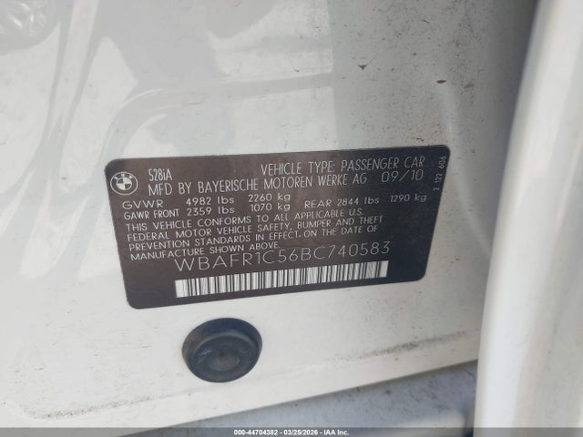 44704382 :رقم المزاد ، WBAFR1C56BC740583 vin ، 2011 Bmw 528i مزاد بيع