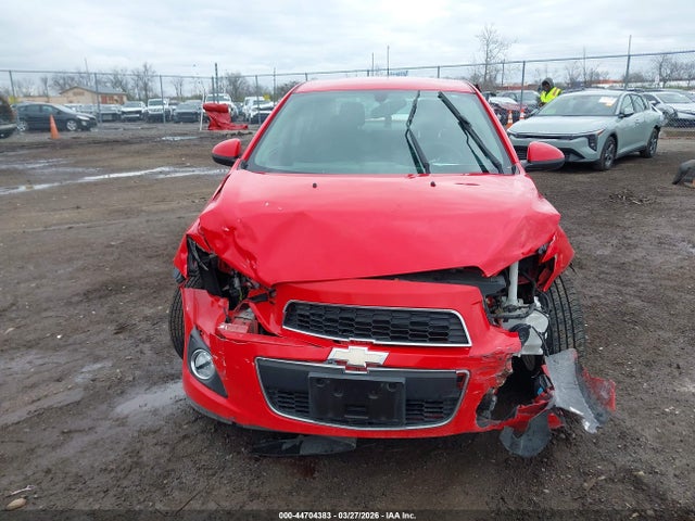 Продажа на аукционе авто 2015 Chevrolet Sonic Lt Auto, vin: 1G1JC5SH3F4145068, номер лота: 44704383