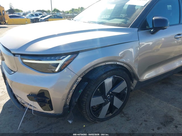 Aukcja sprzedaży 2024 Volvo Xc40 Recharge Pure Electric Twin Plus, vin: YV4ER3XL0R2253430, numer aukcji: 44704393