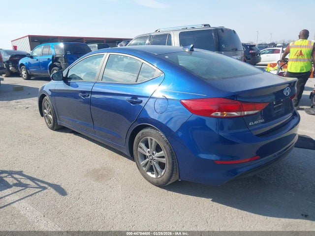2017 Hyundai Elantra Se მანქანა იყიდება აუქციონზე, vin: 5NPD84LF0HH072283, აუქციონის ნომერი: 44704400