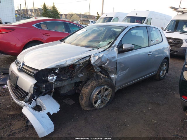 44704402 :رقم المزاد ، WVWBB7AJ0CW252223 vin ، 2012 Volkswagen Golf 2.5l 2-door مزاد بيع