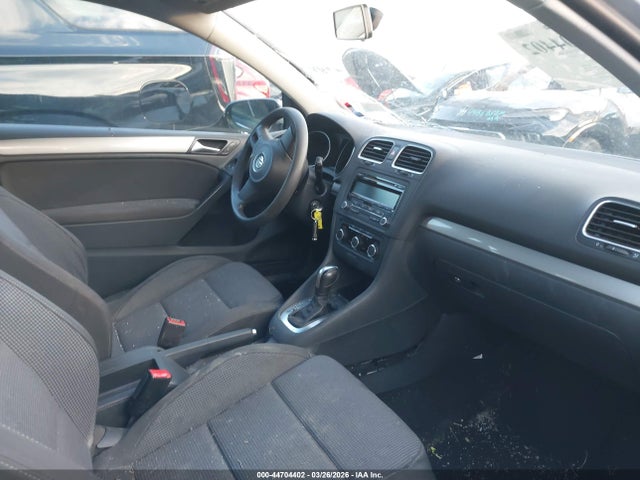 44704402 :رقم المزاد ، WVWBB7AJ0CW252223 vin ، 2012 Volkswagen Golf 2.5l 2-door مزاد بيع