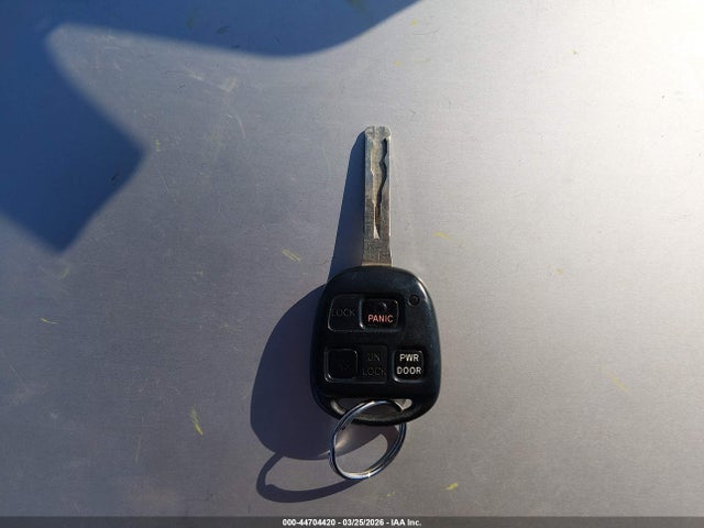 2004 Lexus Rx 330 მანქანა იყიდება აუქციონზე, vin: 2T2HA31U54C025888, აუქციონის ნომერი: 44704420