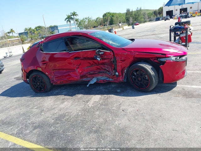 Продаж на аукціоні авто 2019 Mazda Mazda3 Premium Package, vin: JM1BPBNM6K1135945, номер лоту: 44704426