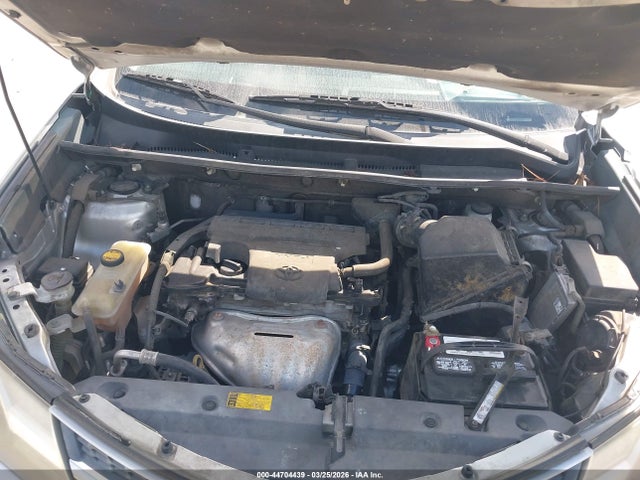 Toyota RAV4 LE 2014 2T3ZFREV6EW081832 Image 10