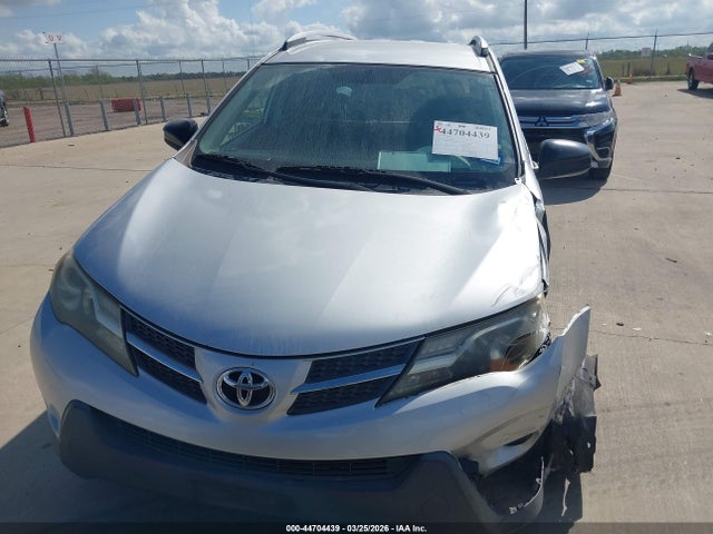 Toyota RAV4 LE 2014 2T3ZFREV6EW081832 Image 12