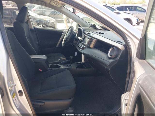 Toyota RAV4 LE 2014 2T3ZFREV6EW081832 Image 5