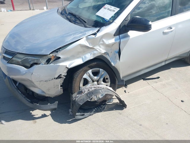 Toyota RAV4 LE 2014 2T3ZFREV6EW081832 Image 6