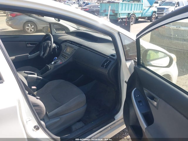 2015 TOYOTA PRIUS JTDKN3DU0F0460728 Photo 4
