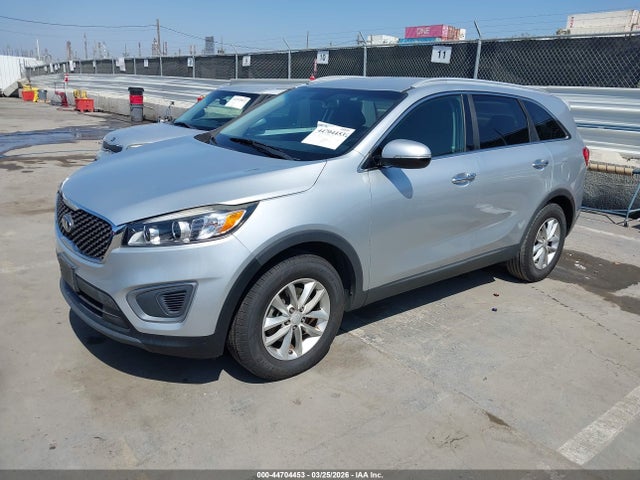 5XYPG4A33GG149453 KIA Sorento 2.4l Lx