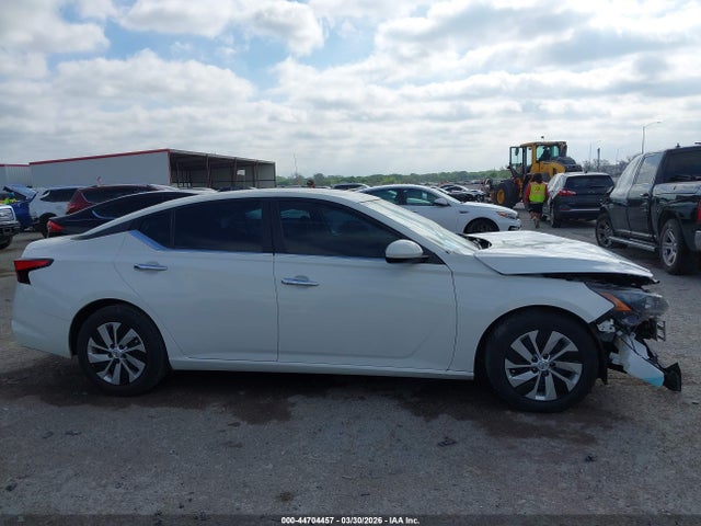 Продаж на аукціоні авто 2022 Nissan Altima S Fwd, vin: 1N4BL4BV6NN334128, номер лоту: 44704457