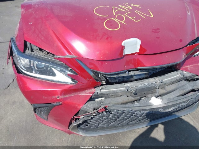 44704471 :رقم المزاد ، 58AGA1C18NU015761 vin ، 2022 Lexus Es 300h F Sport مزاد بيع
