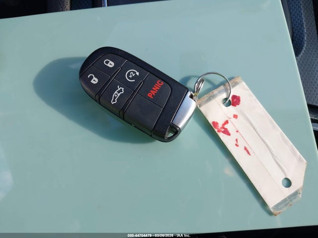 44704479 :رقم المزاد ، 2C3CCABG5GH141421 vin ، 2016 Chrysler 300 300s مزاد بيع