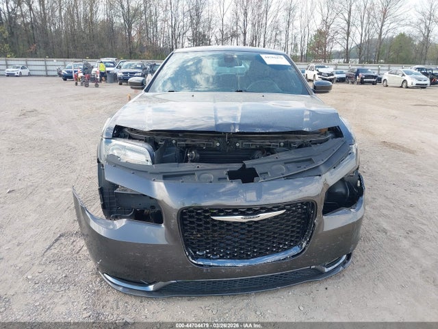 44704479 :رقم المزاد ، 2C3CCABG5GH141421 vin ، 2016 Chrysler 300 300s مزاد بيع