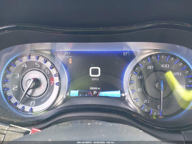 44704479 :رقم المزاد ، 2C3CCABG5GH141421 vin ، 2016 Chrysler 300 300s مزاد بيع