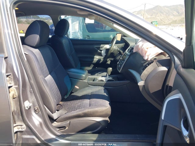 2016 NISSAN ALTIMA 1N4AL3AP7GC240329 Photo 4