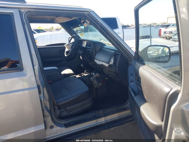 Aukcja sprzedaży 2001 Jeep Cherokee Sport, vin: 1J4FF48S11L504895, numer aukcji: 44704496