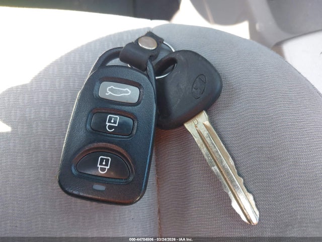 2008 HYUNDAI ELANTRA KMHDU46DX8U497727 Photo 10