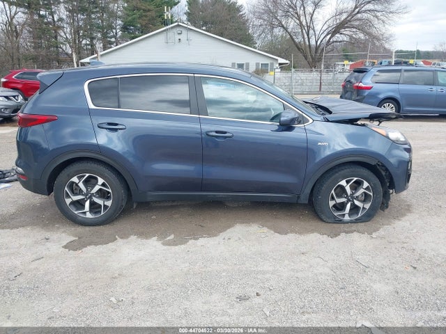2021 Kia Sportage Lx მანქანა იყიდება აუქციონზე, vin: KNDPMCACXM7931373, აუქციონის ნომერი: 44704522