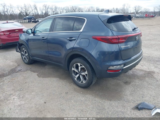 2021 Kia Sportage Lx მანქანა იყიდება აუქციონზე, vin: KNDPMCACXM7931373, აუქციონის ნომერი: 44704522