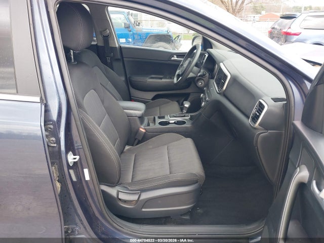 2021 Kia Sportage Lx მანქანა იყიდება აუქციონზე, vin: KNDPMCACXM7931373, აუქციონის ნომერი: 44704522