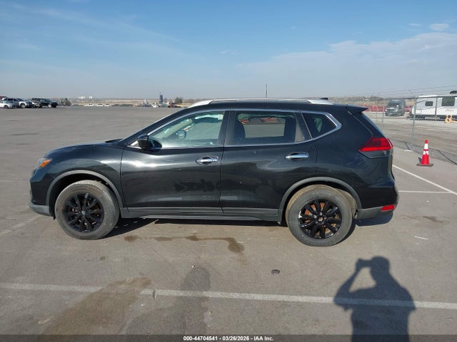 KNMAT2MV9HP544416 Nissan ROGUE SV