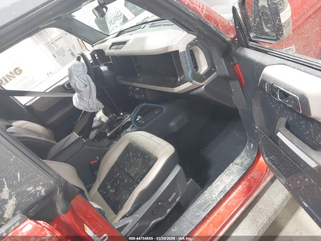 2022 Ford Bronco Wildtrak მანქანა იყიდება აუქციონზე, vin: 1FMEE5DP9NLB68376, აუქციონის ნომერი: 44704555