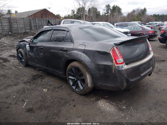 2014 CHRYSLER 300C 2C3CCAET4EH117813 Photo 2
