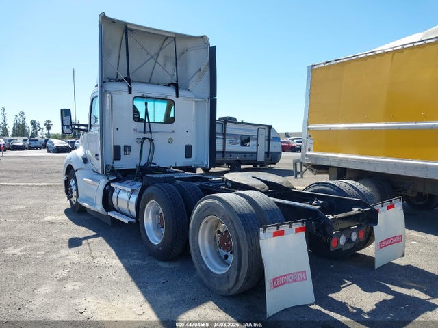 1XKYD49X2KJ219560 Kenworth T680