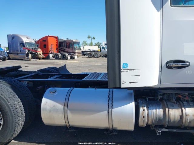 1XKYD49X2KJ219560 Kenworth T680