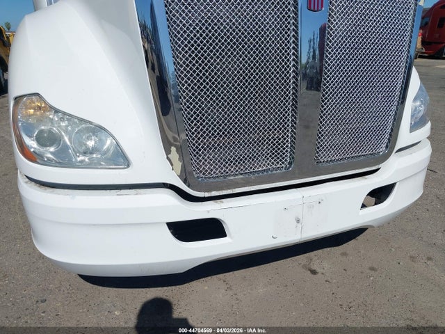 1XKYD49X2KJ219560 Kenworth T680